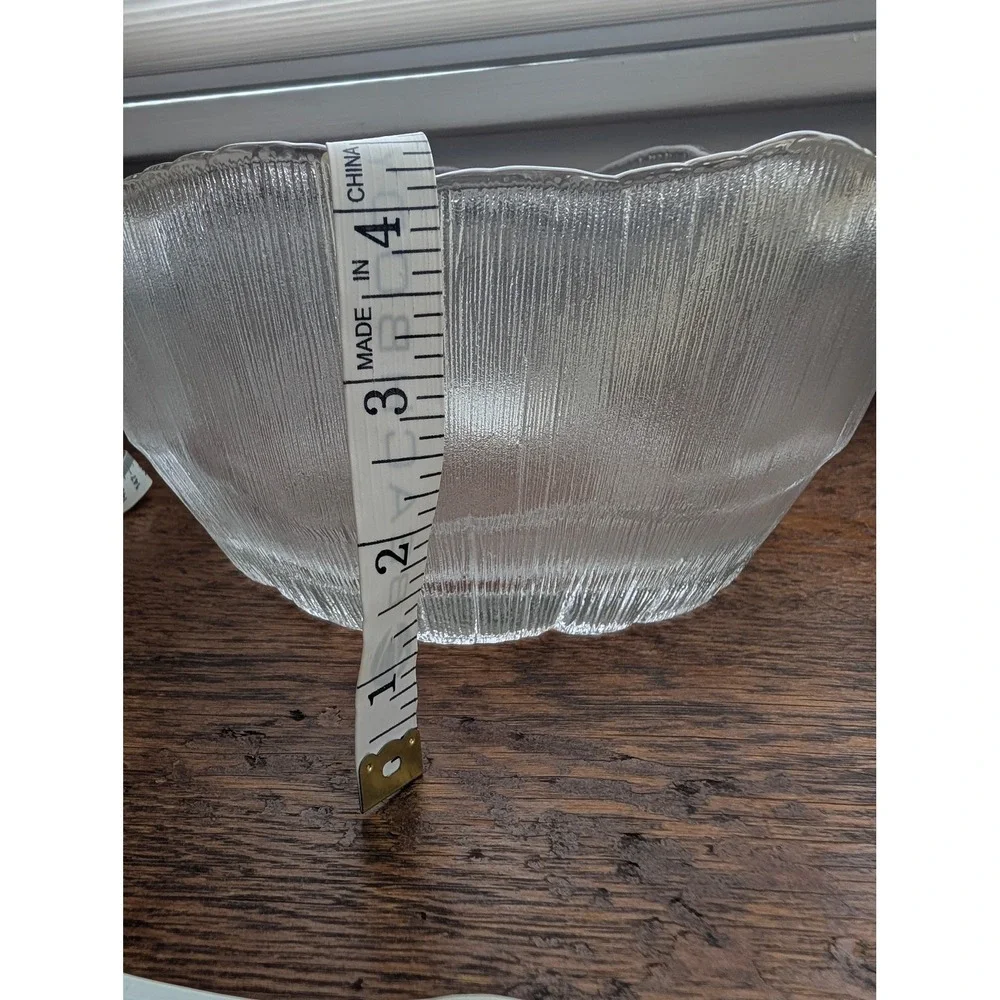 HOYA Mikasa Crystal Deep Bowl Poppy Clear Textured Wavy Rim 8.25